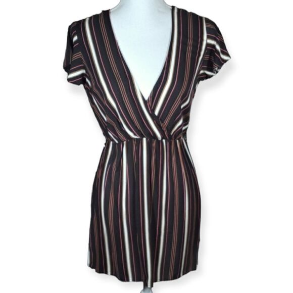 FOREVER 21 BLACK, WHITE & RUST DRESS SZ.S EUC - Picture 1 of 8